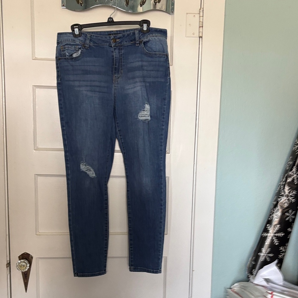 d. jeans Women’s Distressed Blue Denim Jeans Size 12